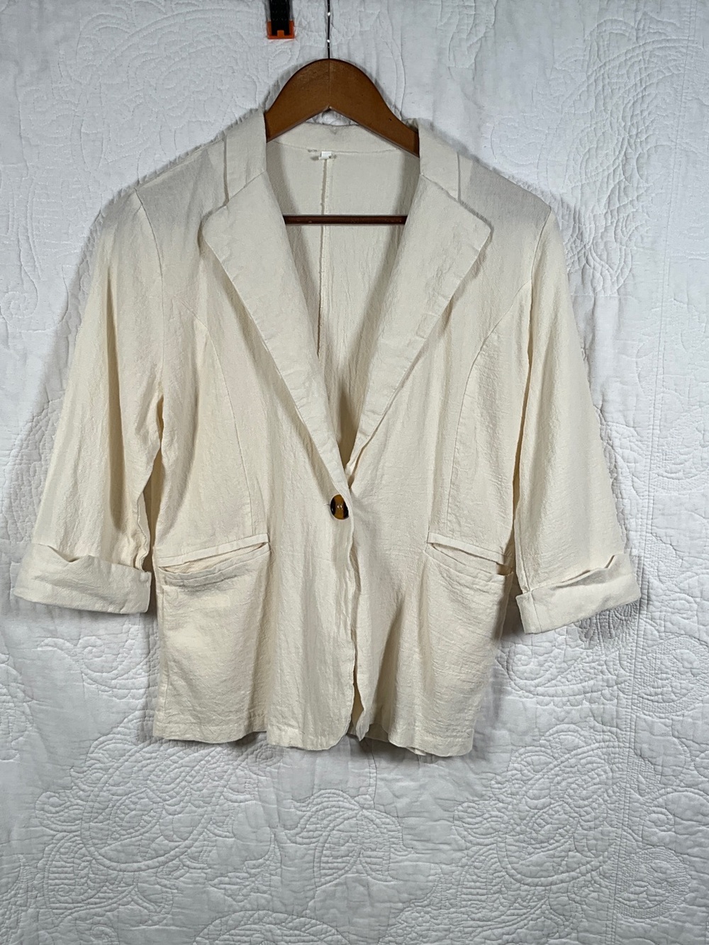 Hand Crafted Cream Textured Single-Button Blazer